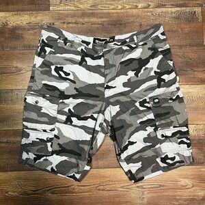 Ecko Unlimited Gray and Black Cargo Shorts